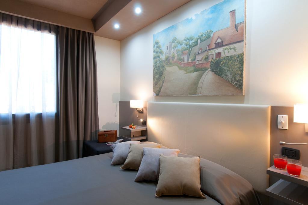 Hotel Antica Badia Volterra Habitación foto